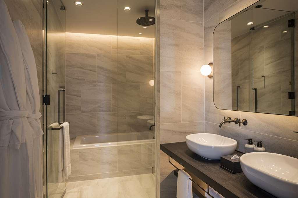 Hotel Toranomon Hills Токио Номер фото